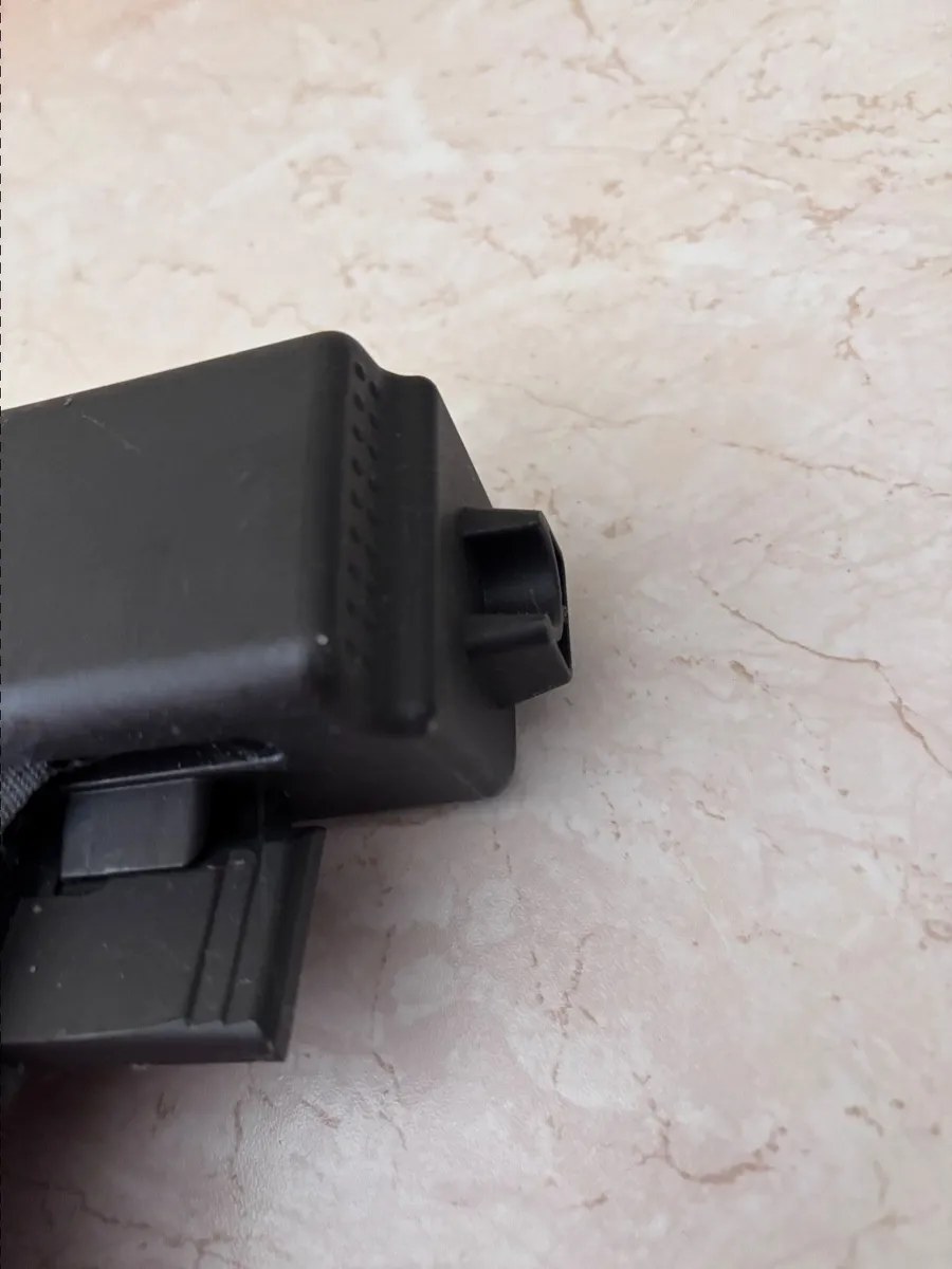 Retractable parcel shelf/boot cover Ford Kuga - Image 2