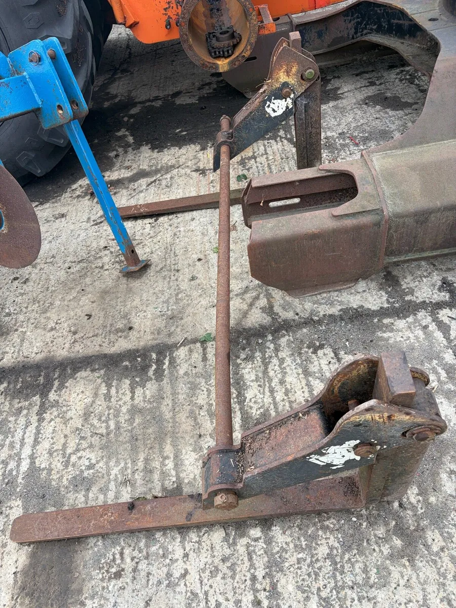 JCB 3CX PALLET FORKS FOR 2009 MODEL - Image 3