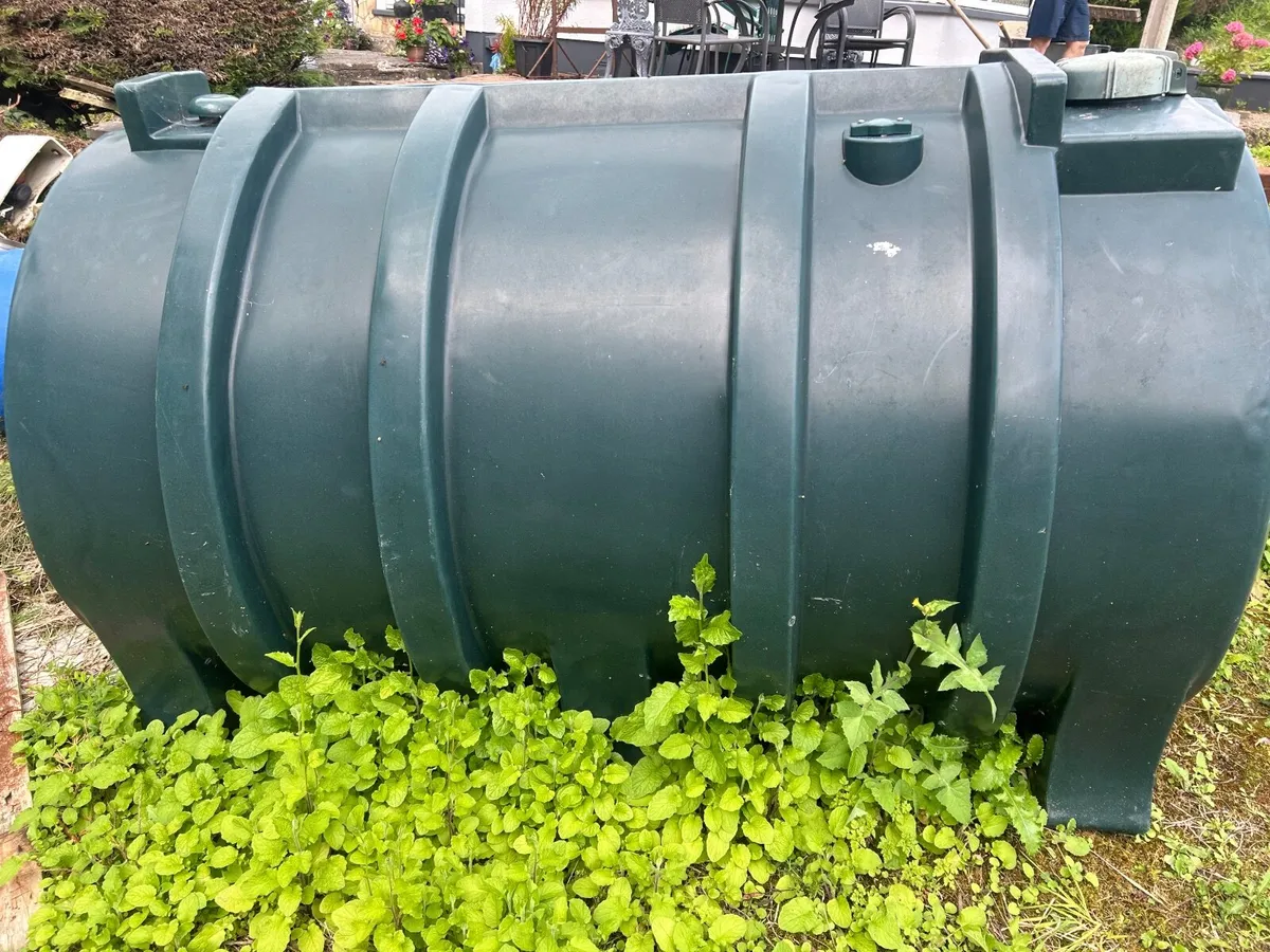 Oil tank - Image 2