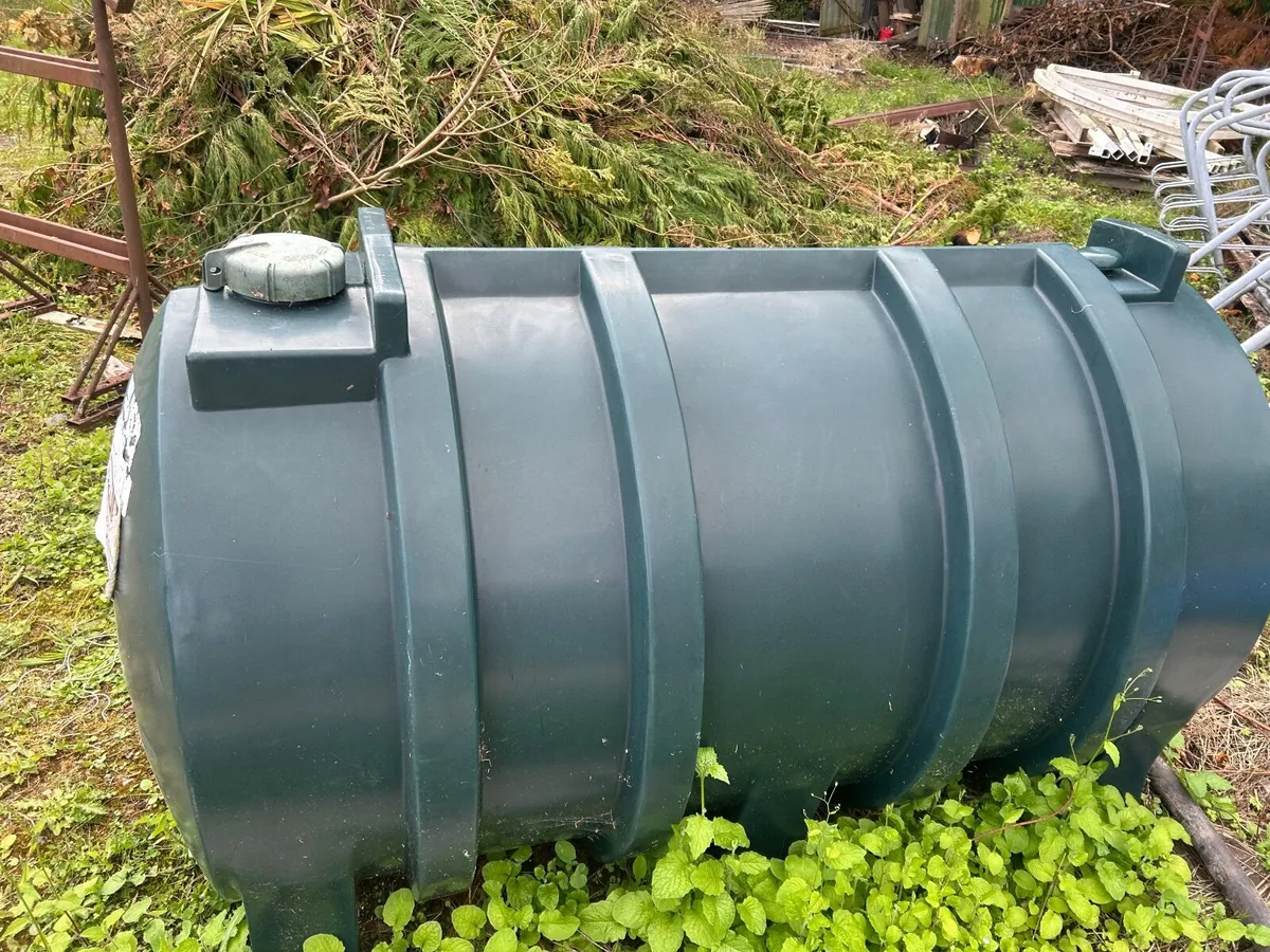 Oil tank - Image 3