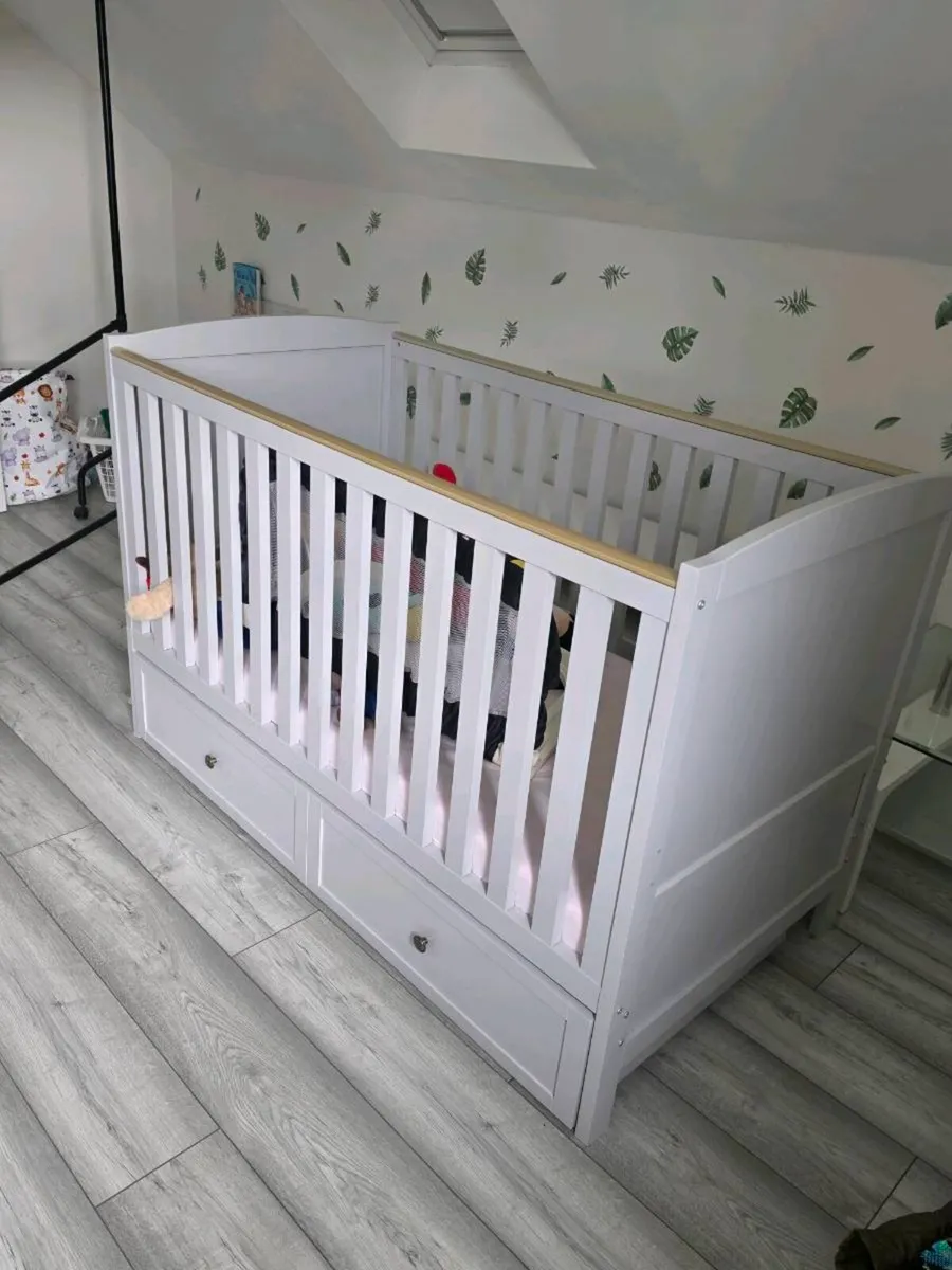 CHILD'S COT /TODDLER BED convertible with storage
