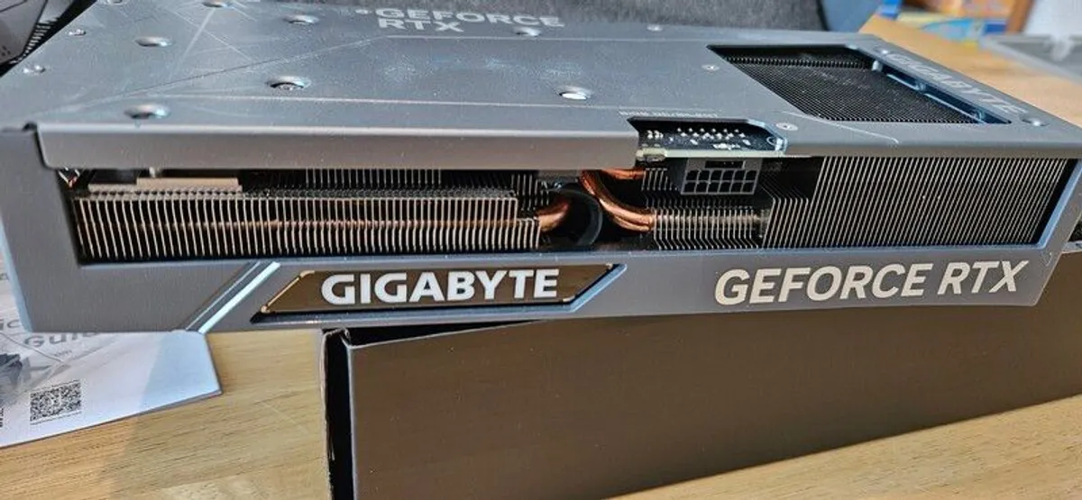 Gigabyte GeForce RTX 4070 Ti SUPER EAGLE OC 16GB, Excellent Condition, Boxed - Image 4