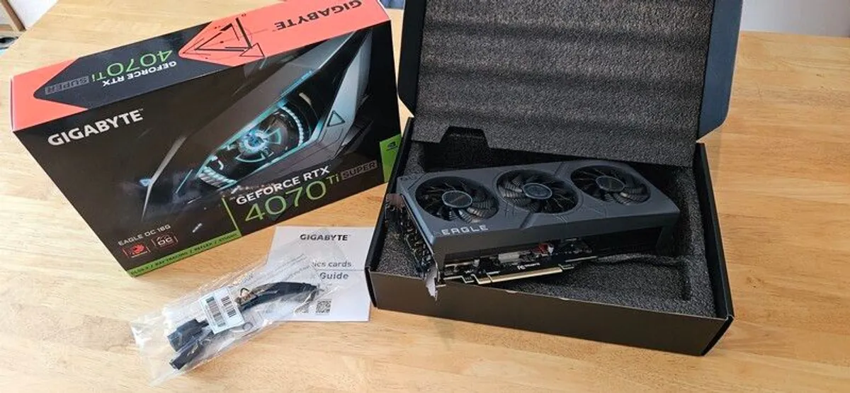 Gigabyte GeForce RTX 4070 Ti SUPER EAGLE OC 16GB, Excellent Condition, Boxed - Image 1