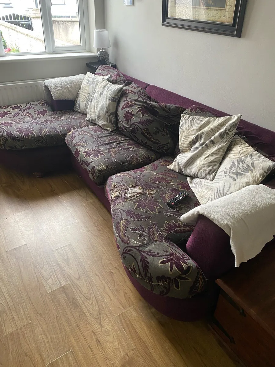 Corner sofa - Image 1