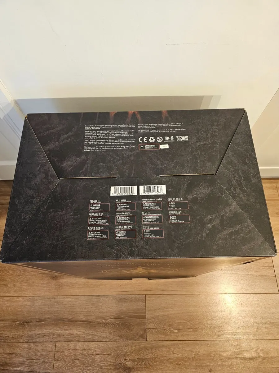 Diablo IV – Inarius 26" Premium Statue | Official - Image 4