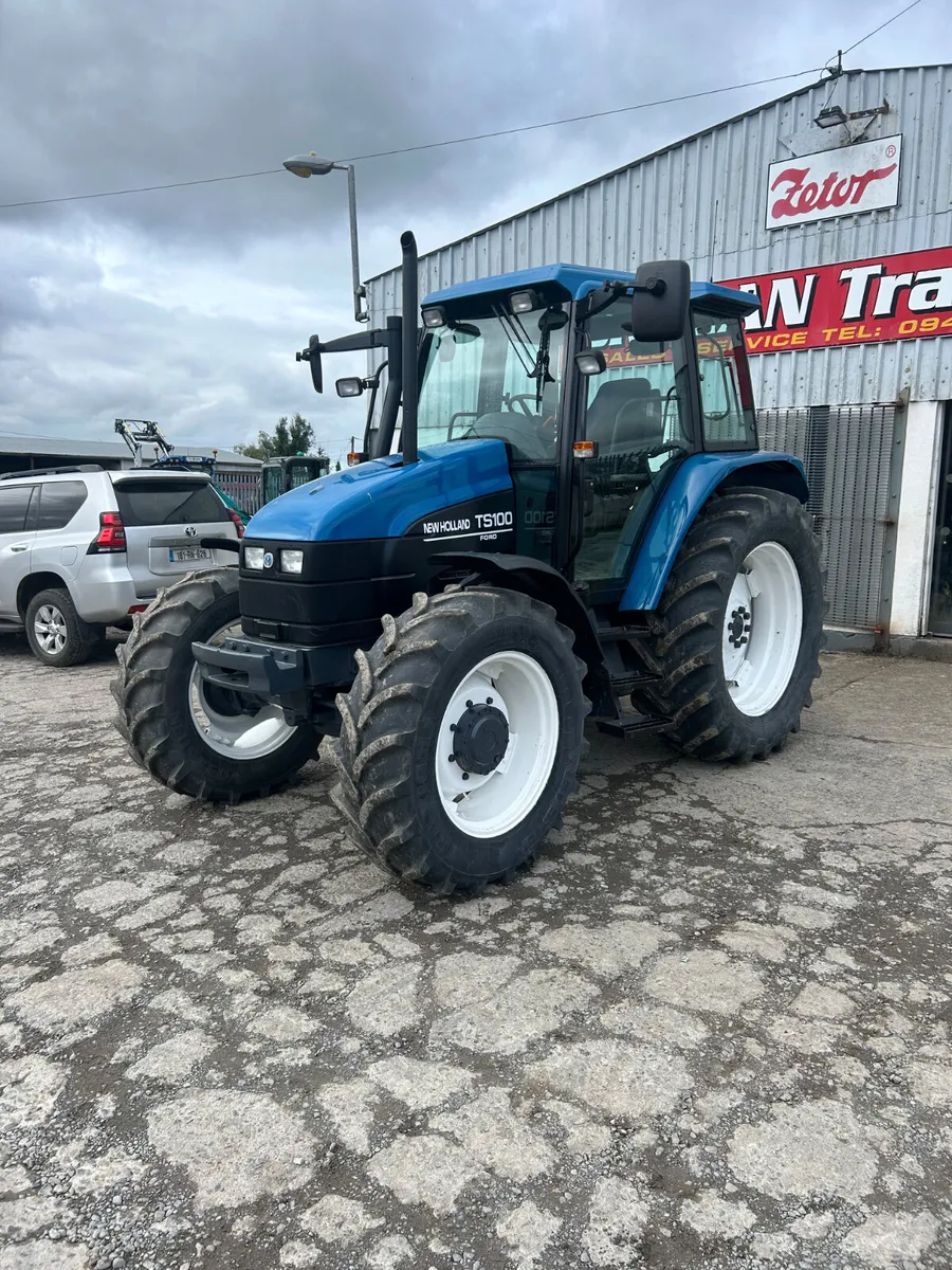 2000 New Holland TS100 - Image 1