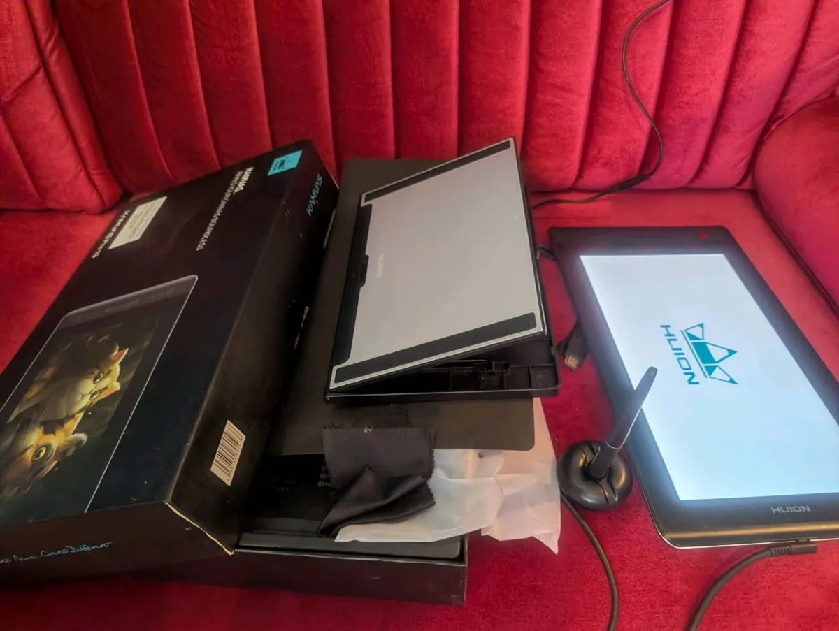 Graphic tablet Huion Kamvas Pro 13 Like NEW - Image 2