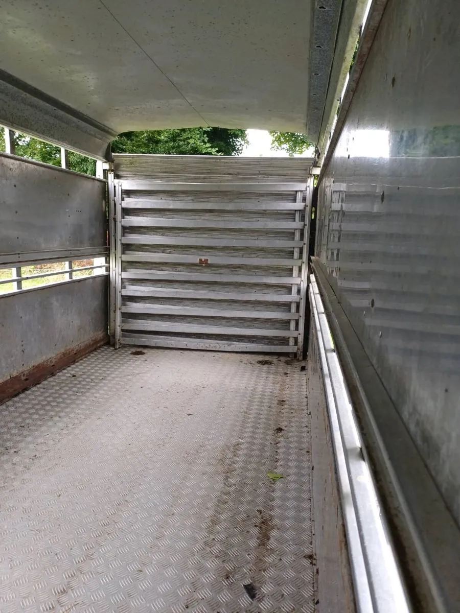 Ifor williams 14ft,  3 axle , £3150  plus vat - Image 3