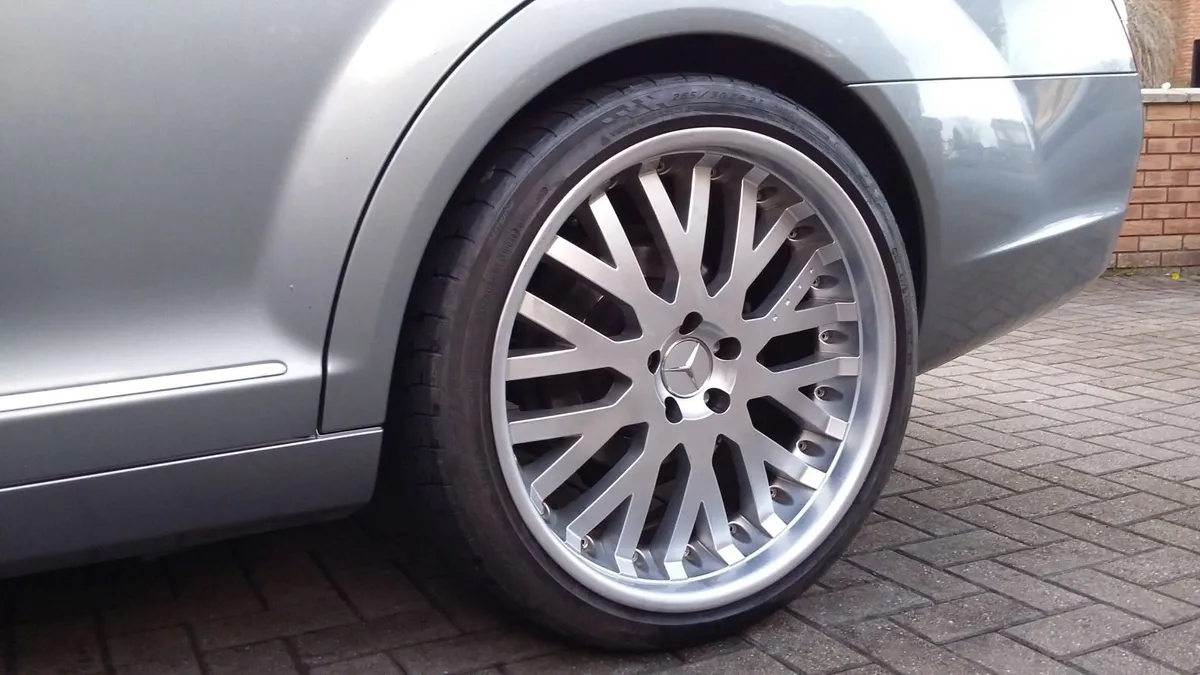 Headers Chevrolet Corvette Mercedes Alloy wheels + - Image 2