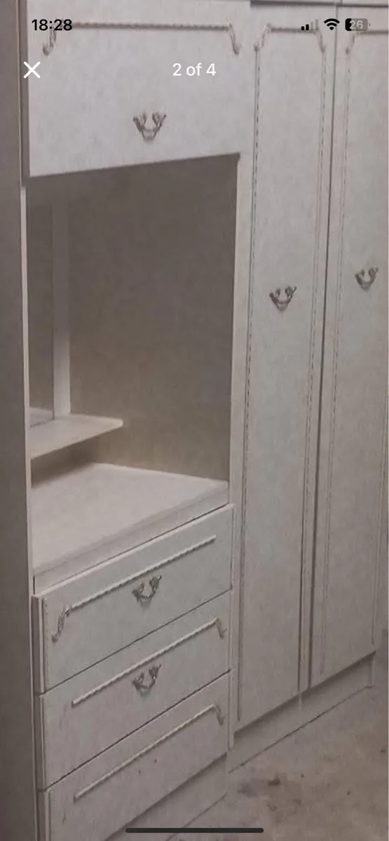 Wardrobes and dresser solid heavy wood - Image 3