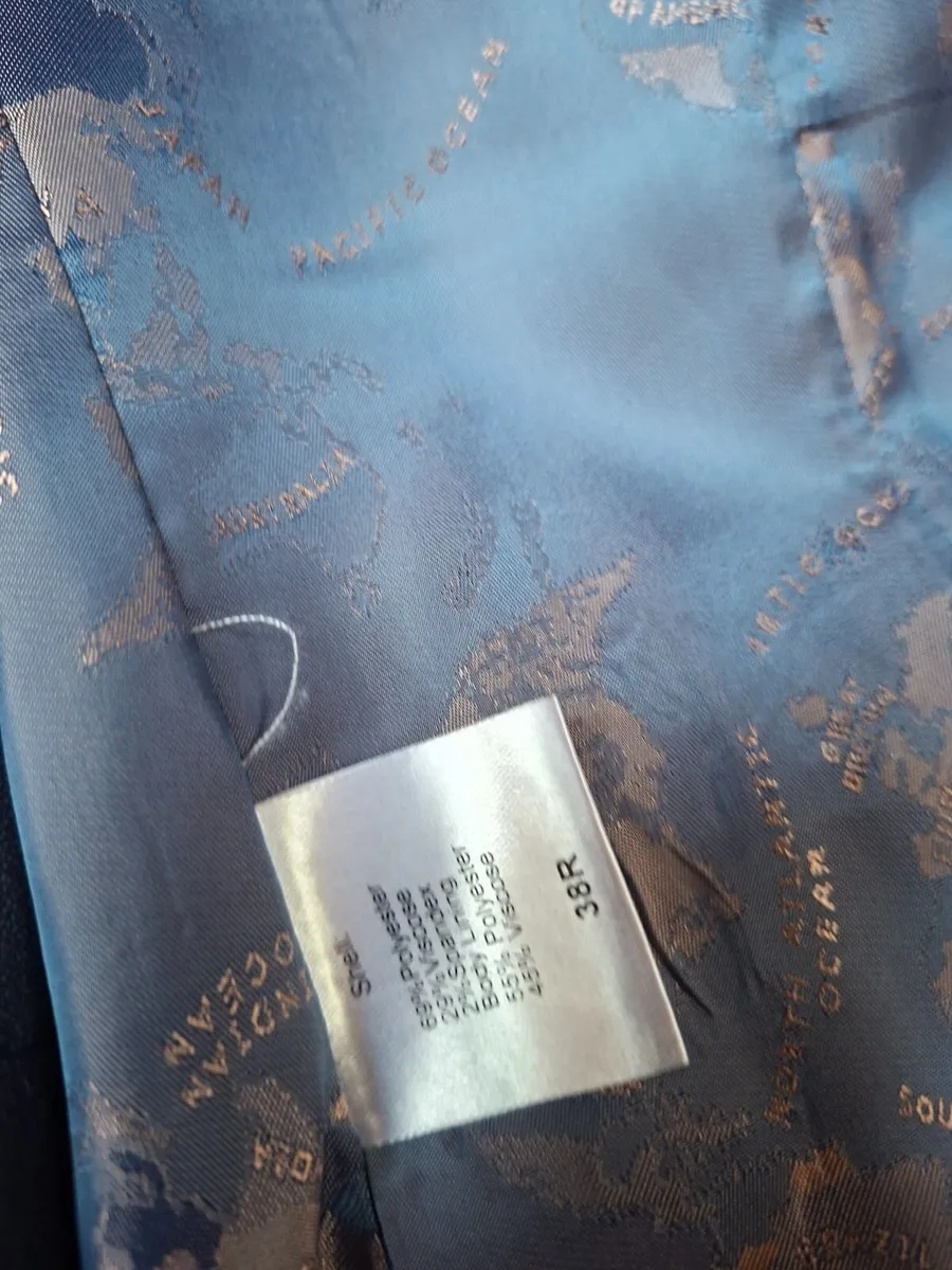 Suit - Image 4