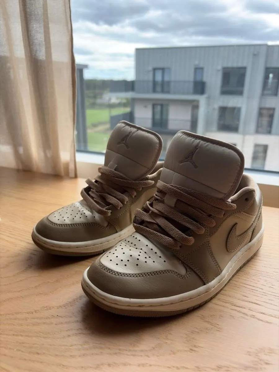 Shoes Nike Jordan - Image 1