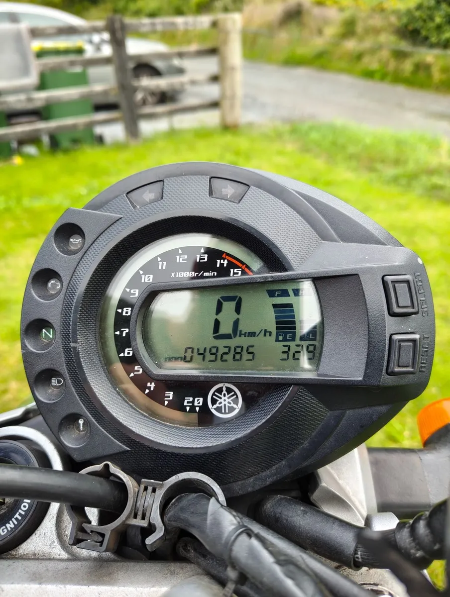 YAMAHA FZ6 2005 - Image 2