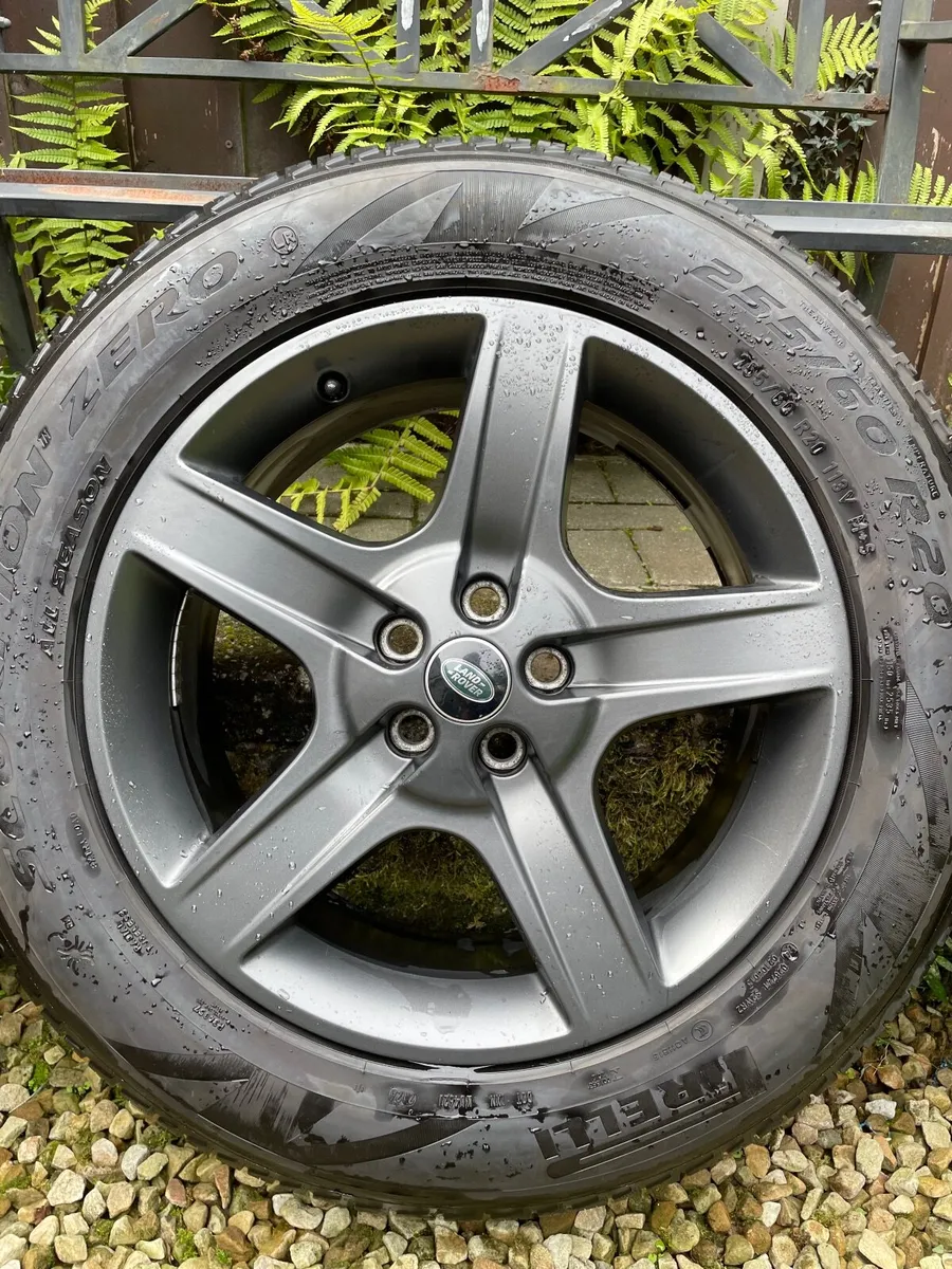Land /Range Rover 5x120 20inch Pirelli Tyres - Image 1