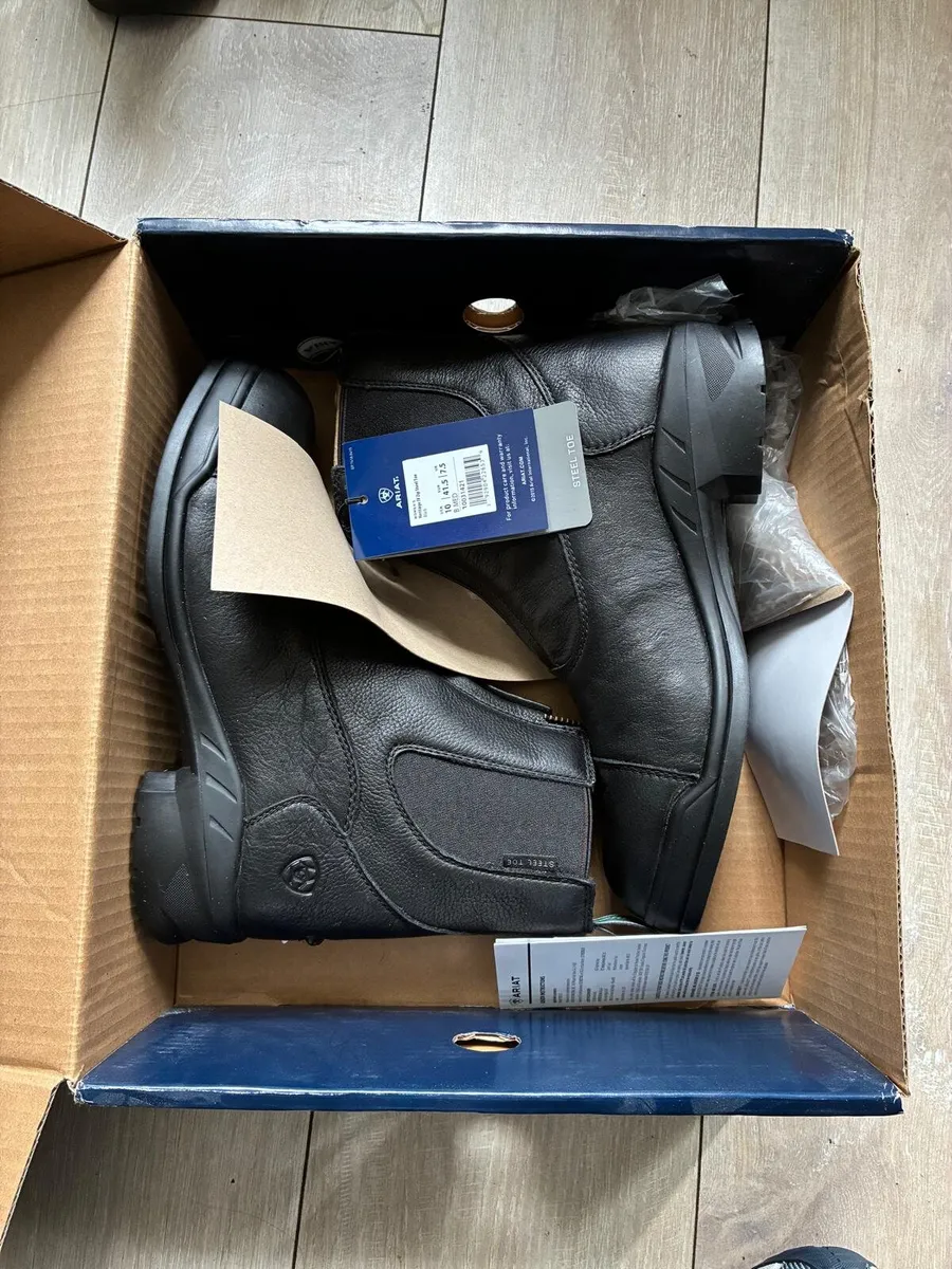 Show jacket and Riding boots for sale - Image 4