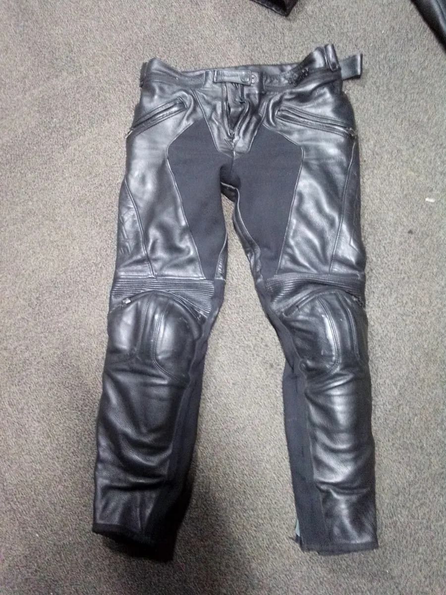 Motorcycle leathers - Image 2