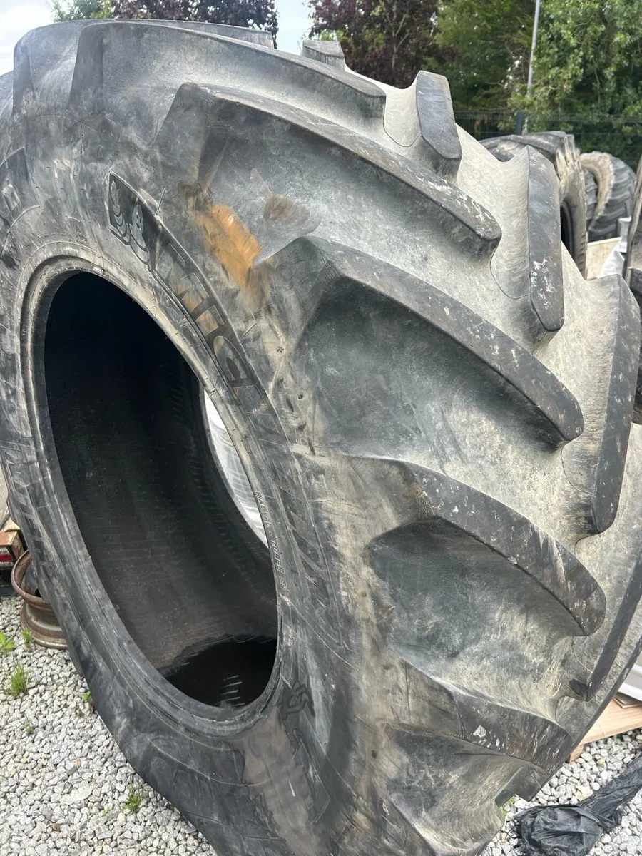 650/65R38 Michelin Multibib x2 - Image 1
