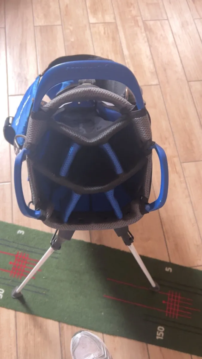 Taylor made golf bag - Image 3