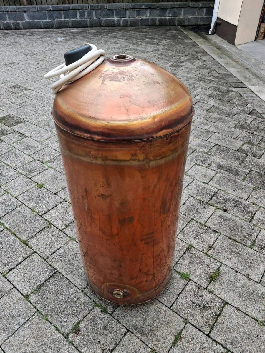 36" x 18" Copper Cylinder + Immersion Element. - Image 2