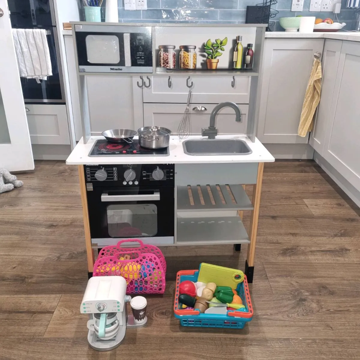 Miele Toy kitchen and accessories - Image 1