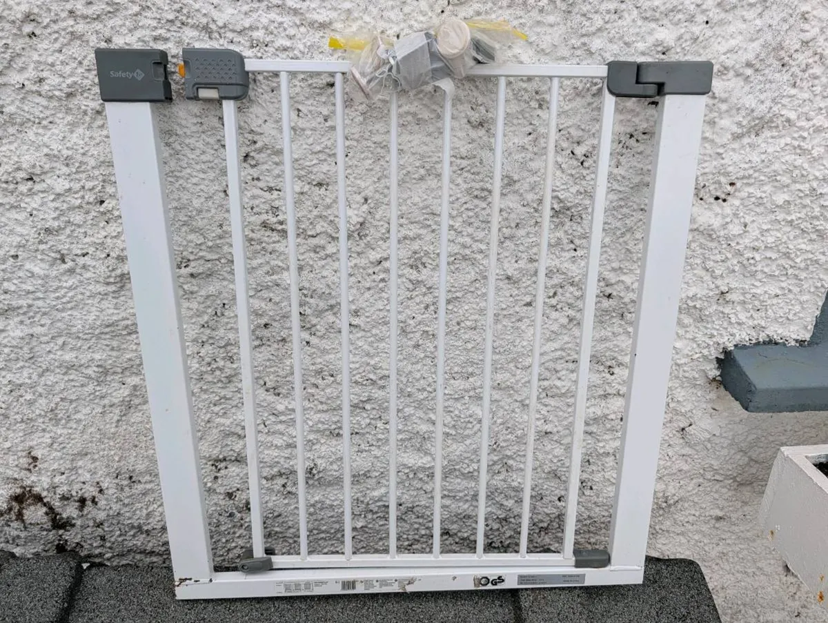 baby gates - Image 1