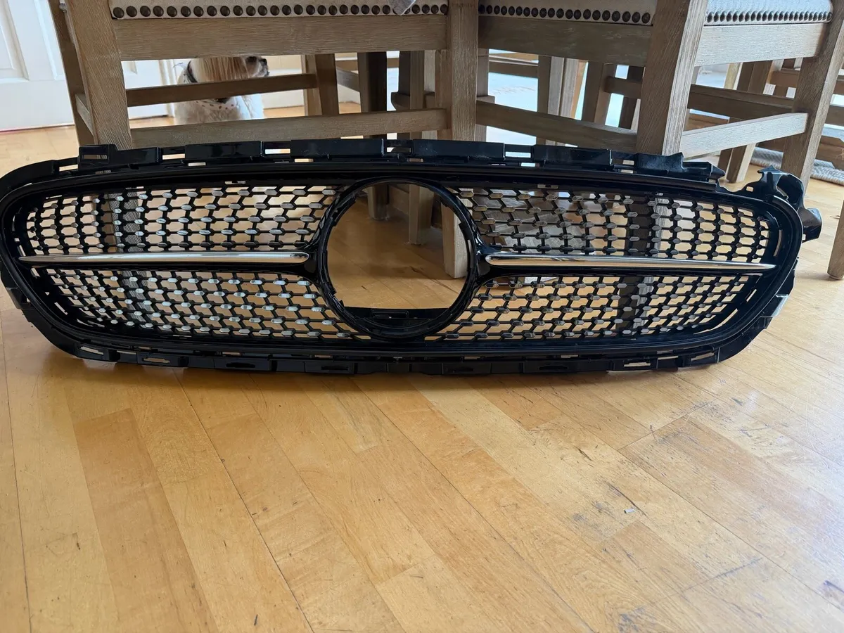Front Bumper Grille Style Fits Mercedes E Class