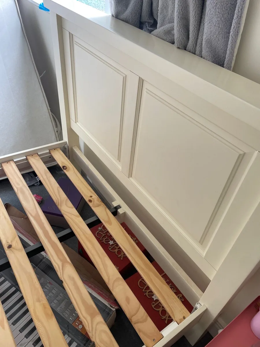 4ft cream bed frame - Image 3
