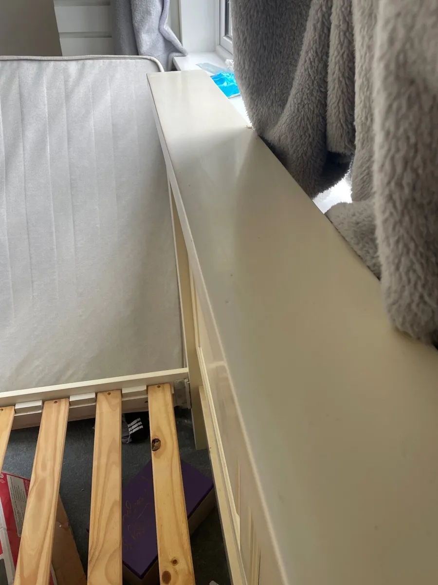 4ft cream bed frame - Image 4