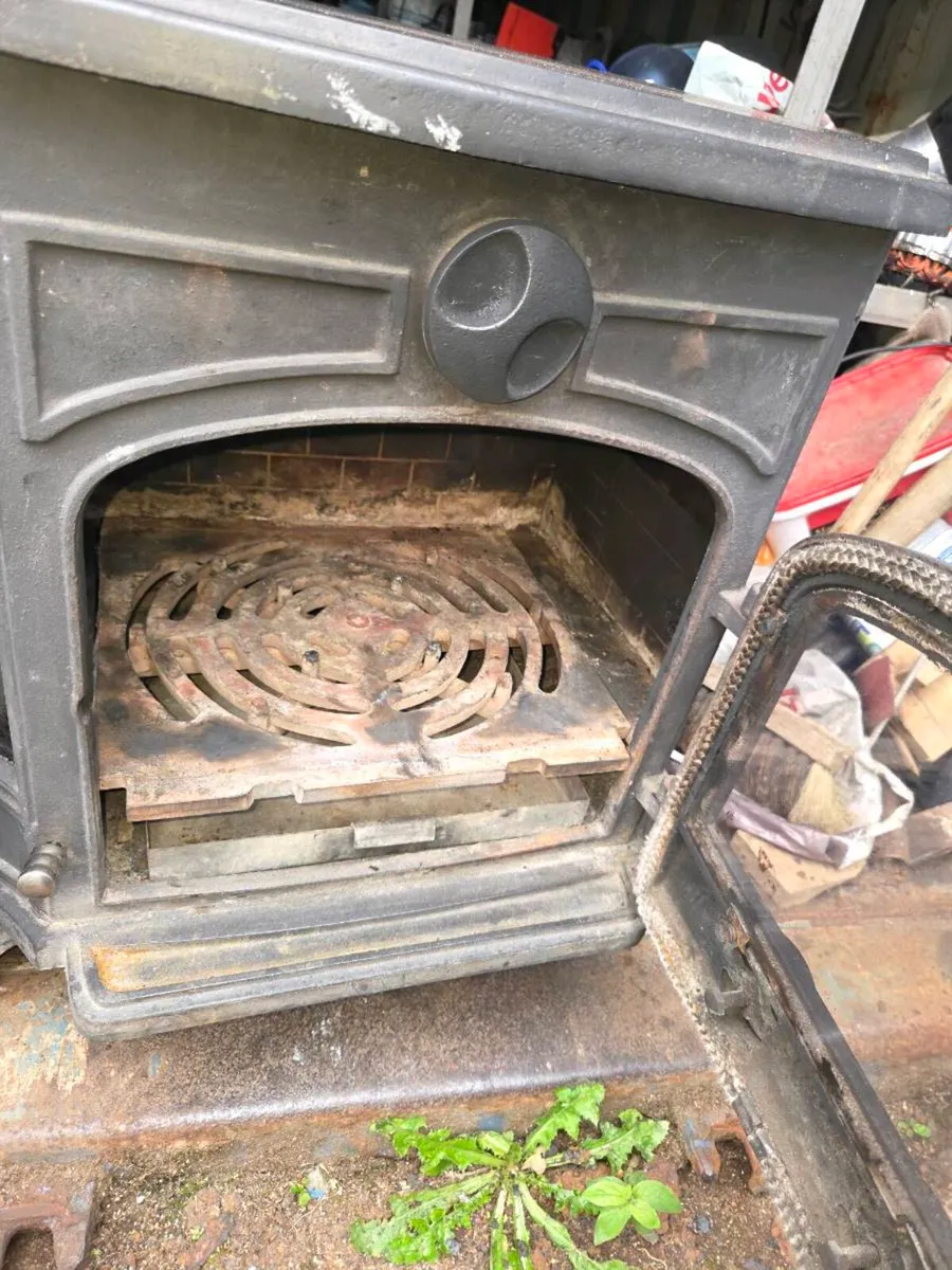 Stove - Image 2