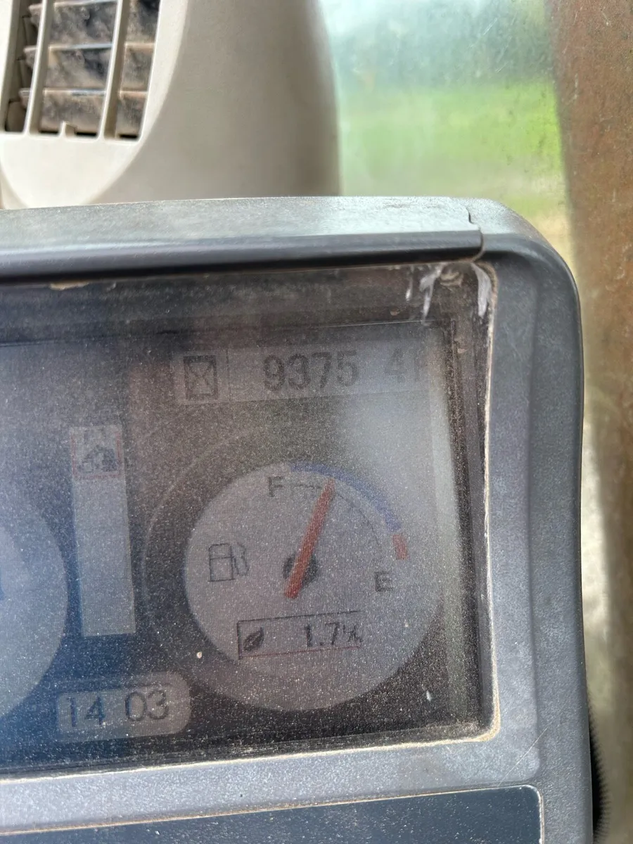 Hitachi zaxis 130-3 - Image 3