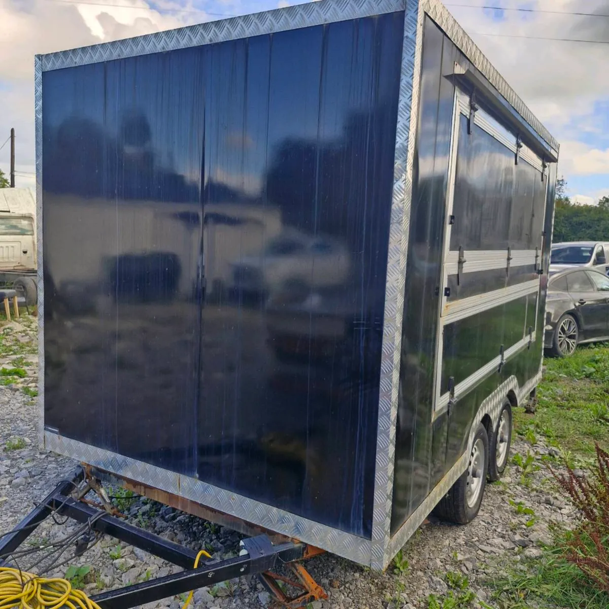 Mobile catering trailer - Image 3