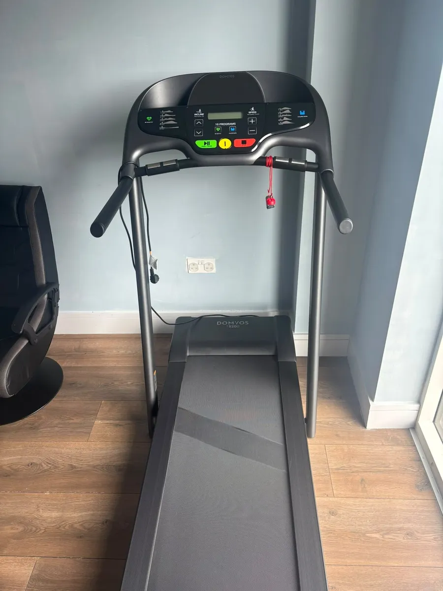 Domyos T520B Treadmill - Image 1