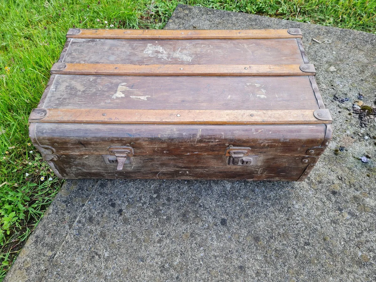 Vintage trunk - Image 4