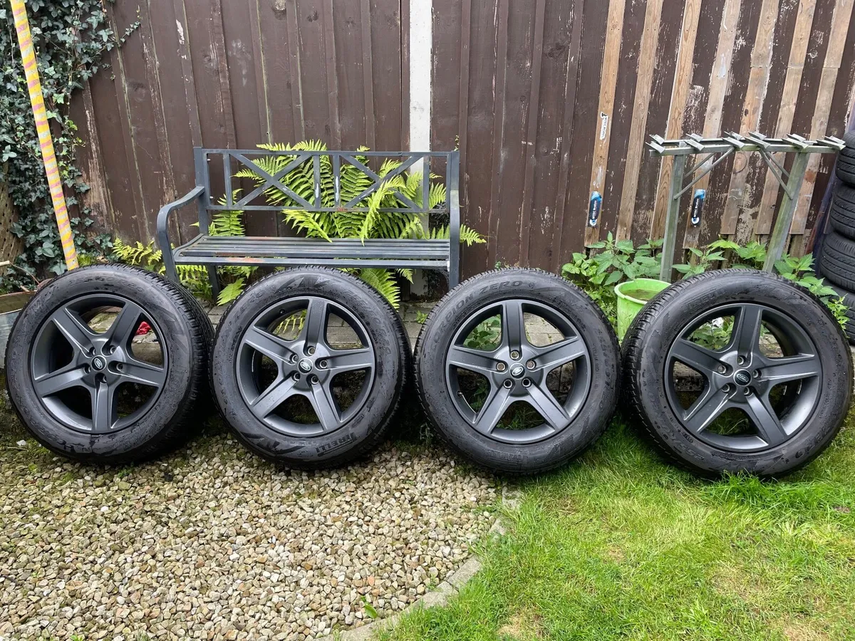 Land /Range Rover 5x120 20inch Pirelli Tyres - Image 2