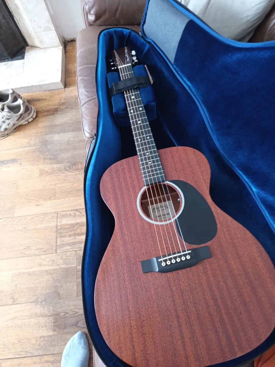 Guitar - Image 1