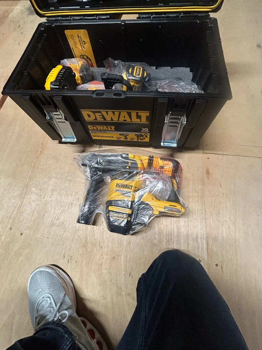 Dewalt combi 54v sds - Image 2