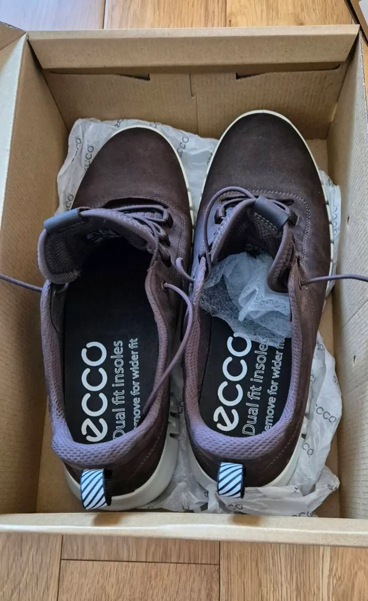 Ecco Mens Trainers - Image 1
