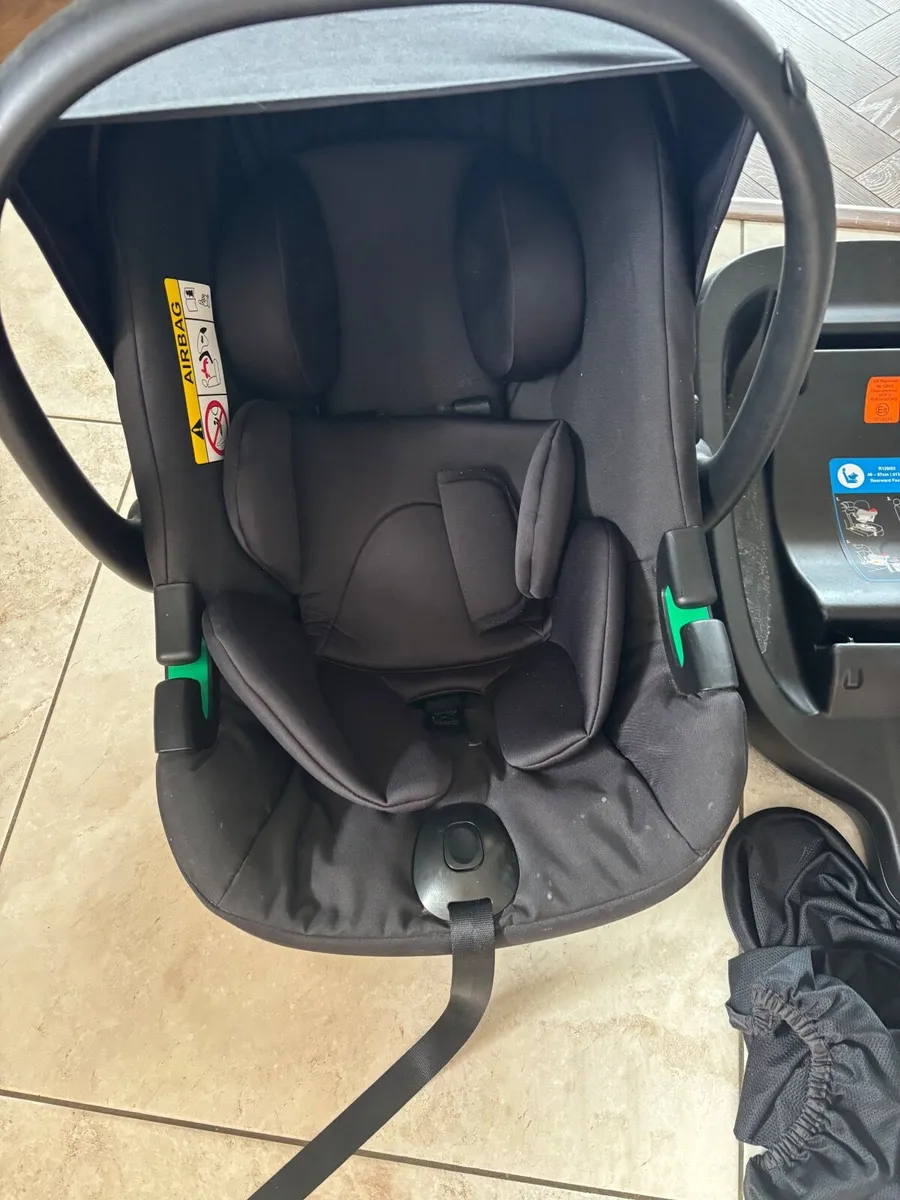 Panorama XT Travel System - Image 2