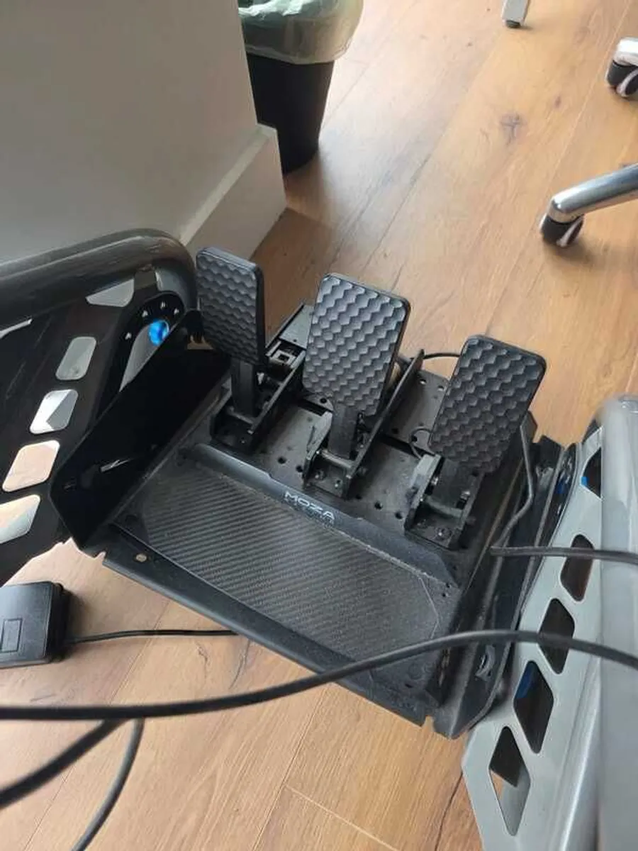 Complete Racing Simulator Set-up (2,400 Originally) - Image 3