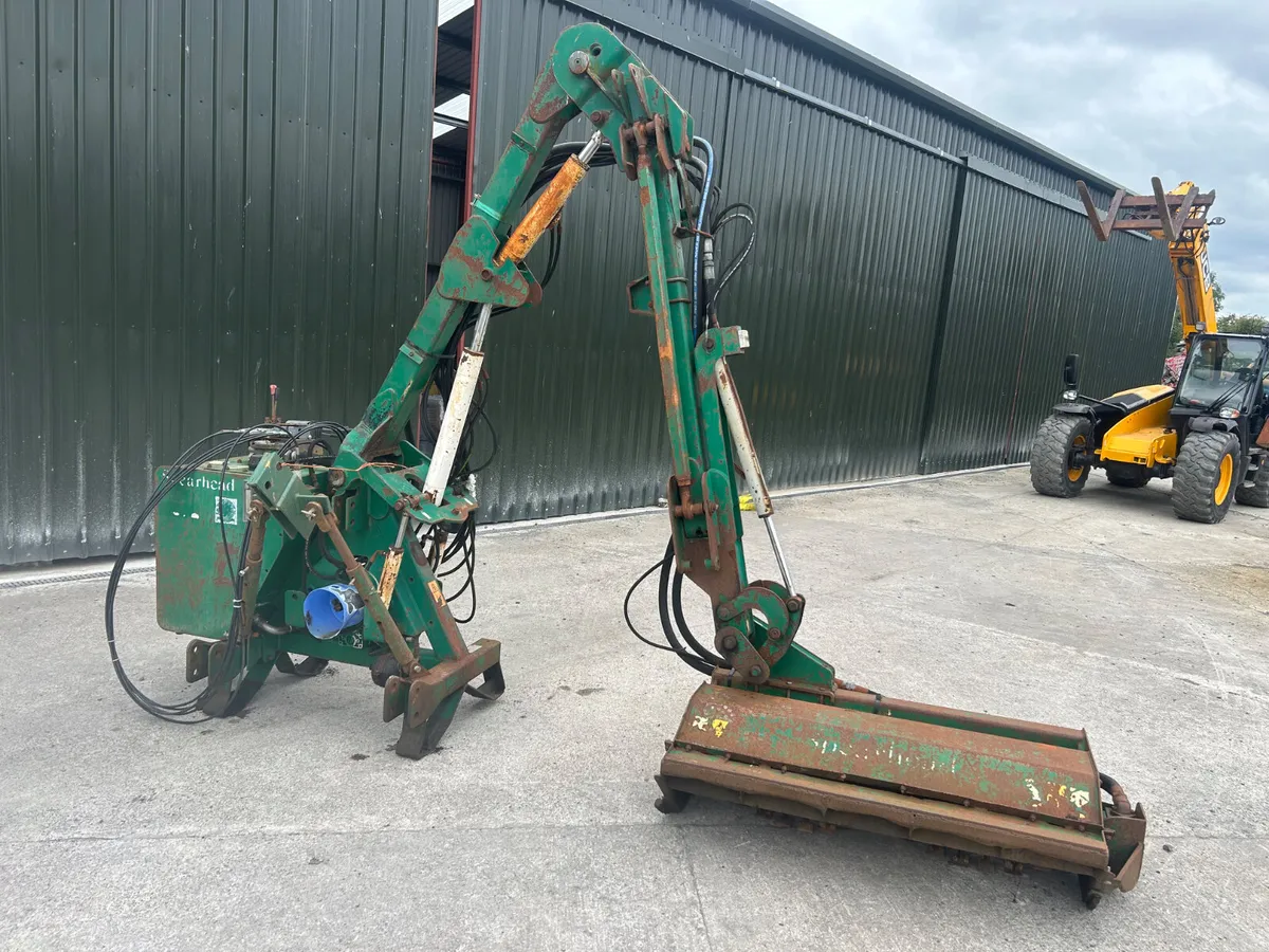 Spearhead Twiga5 Hedgecutter - Image 1