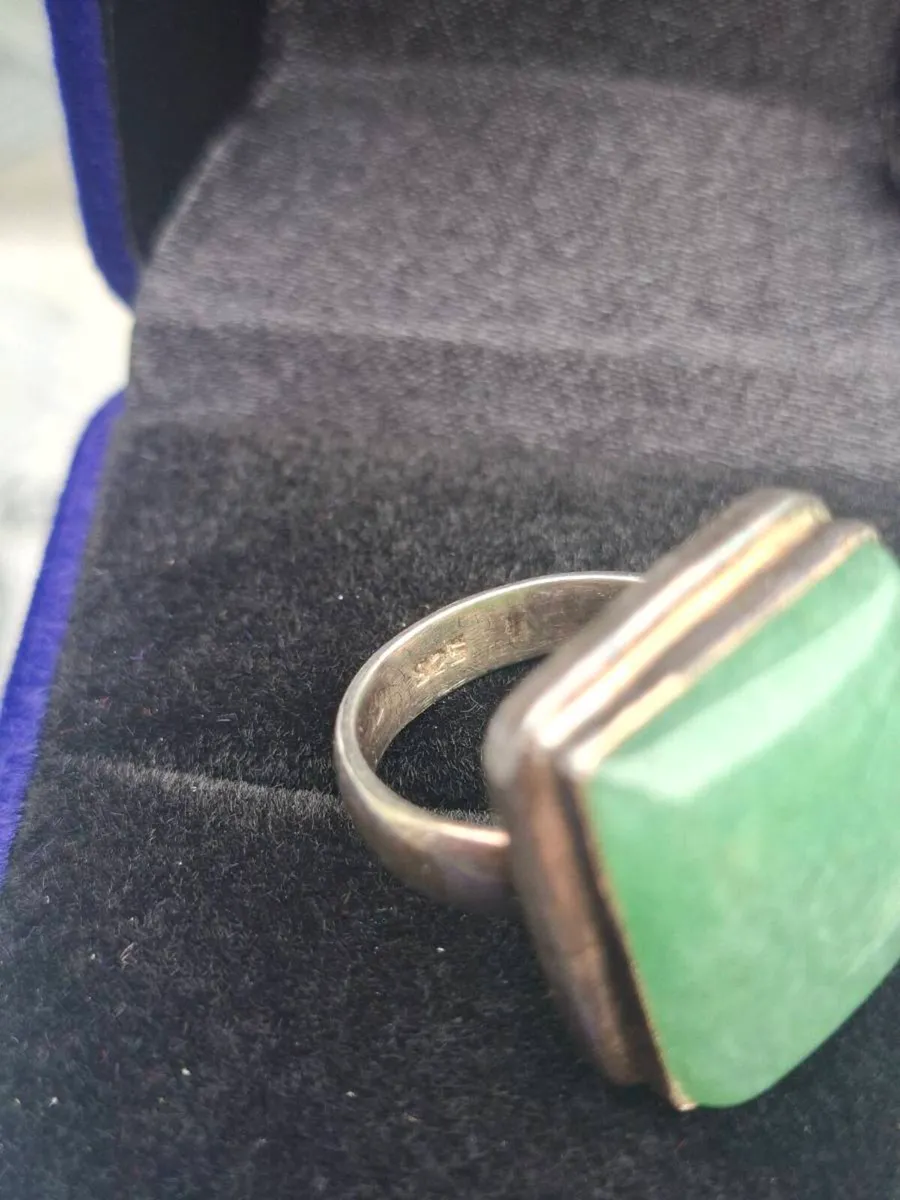 Vintage Sterling 925 Silver Ladies Ring - Image 4