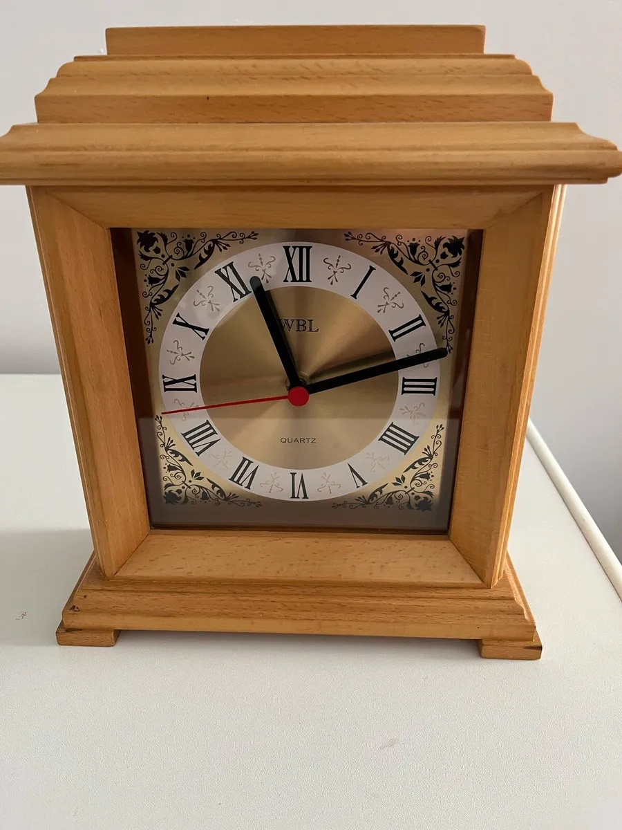 Clock pine - Image 1