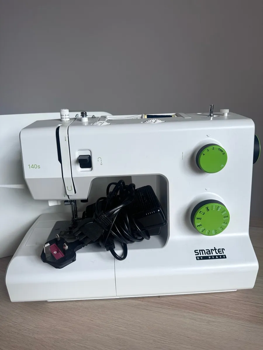 Sewing Machine - Image 3
