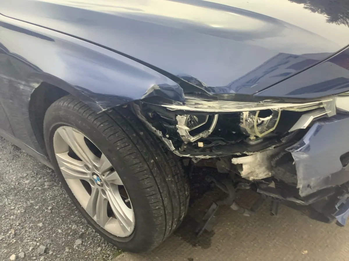 BMW 3 Series Auto - Image 1