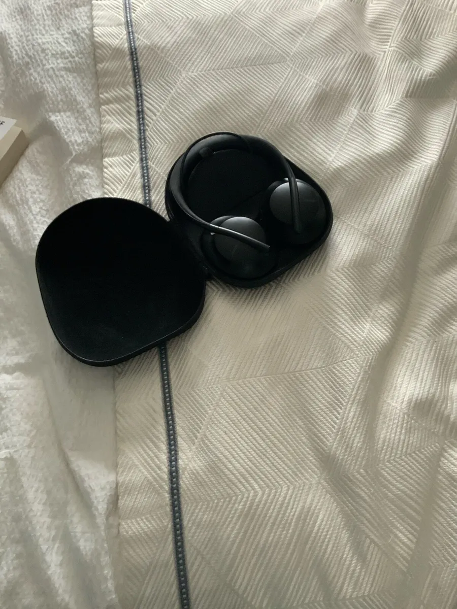 Bose Noise Cancelling Headphones
