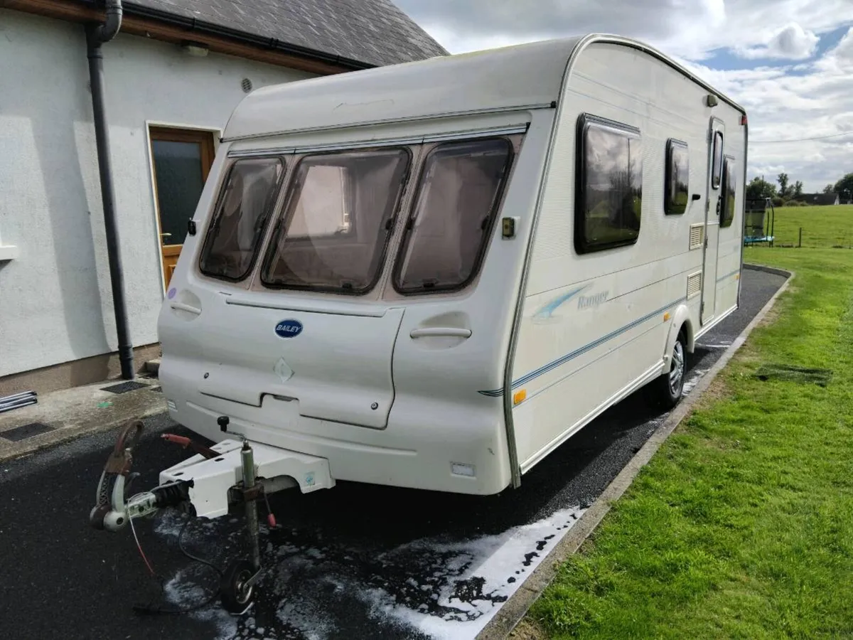 Bailey ranger 5 berth caravan - Image 3
