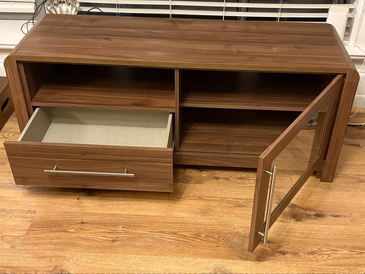 Tv cabinet - Image 2