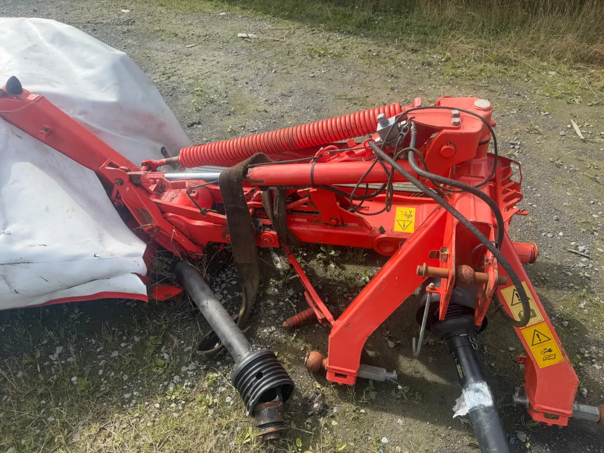 Kuhn cdm280 disc mower - Image 3