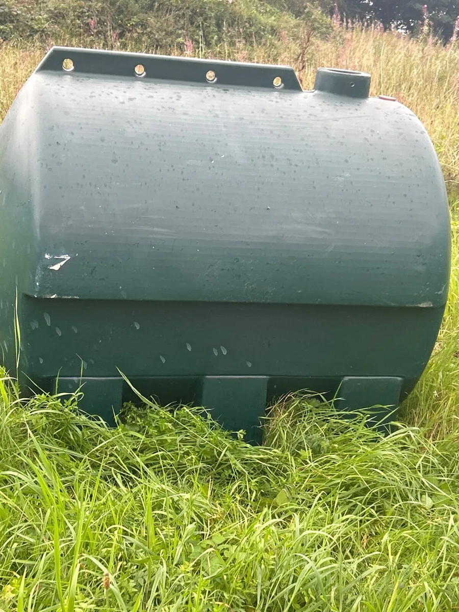 Oil tank - Image 3