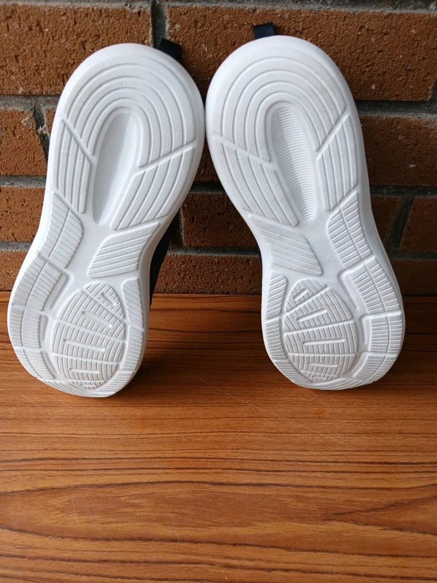 New gents walking shoes size 44. - Image 4
